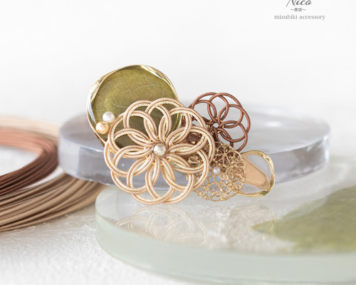 No.241「華やかに過ごすためのヘアクリップ」 水引 ヘアクリップ 髪飾り No.241「華やかに過ごすためのヘアクリップ」 水引 ヘアクリップ