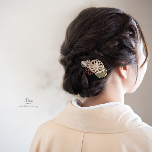 水引ヘアクリップ 透かし花躍る 五箇山和紙 抹茶×ベージュ ヘア