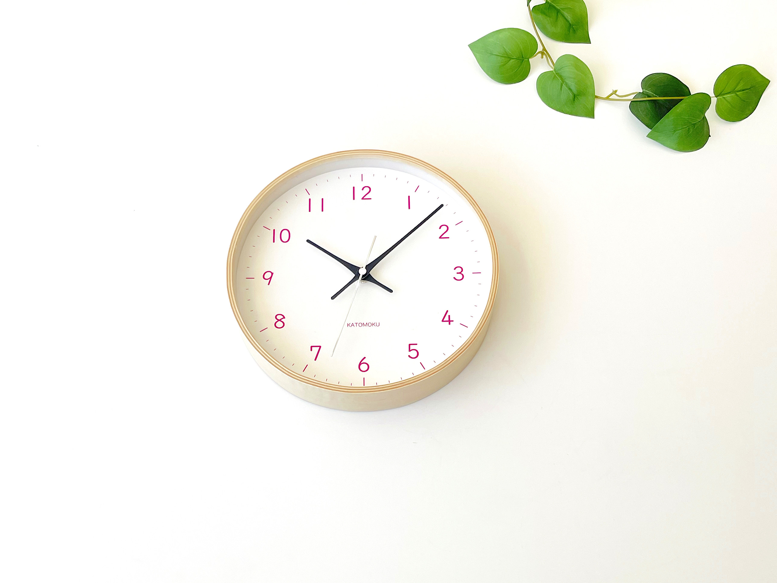 KATOMOKU plywood clock 22 ライトピンク km-121LP 掛け時計 木製 静か オシャレ
