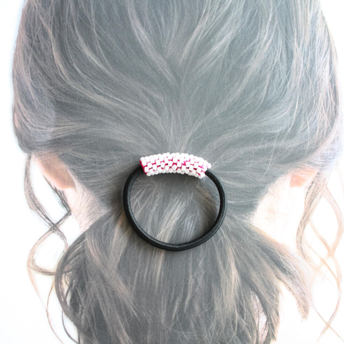 受注制作】ビジュー輝く本革ポニーフック（レッド） ポニーフック