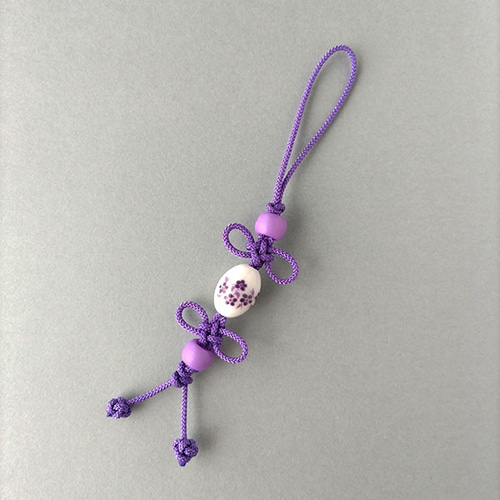 陶器楕円ビーズ＆ひも結び 和風ストラップ（根付） 携帯ストラップ