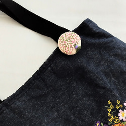 ピンクのかすみ草　刺繍ブローチ 3枚目の画像