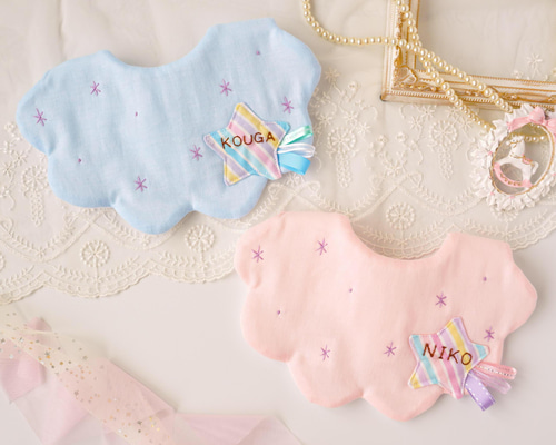 【名入れオーダー】星空と流れ星のきらきら刺繍スタイ 7a49343d41e04409f42b200c88bd97