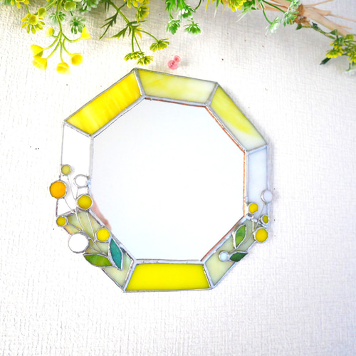 ✴︎:.｡.ミモザの八角形の鏡 (20size/Max21) ステンドグラス