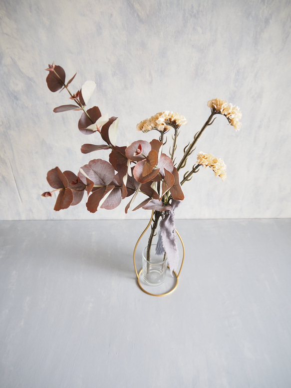 【アンティークユーカリとリモニウム】｜アーティフィシャルフラワー 花瓶アレンジ| 冬｜ギフト・インテリア雑貨 6枚目の画像