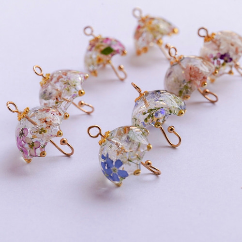 紫陽花ブルー×お花の傘ピアス、イヤリング 雨の日⭐︎傘から 紫陽花ブルー×お花の傘ピアス、イヤリング 雨の日⭐︎傘から