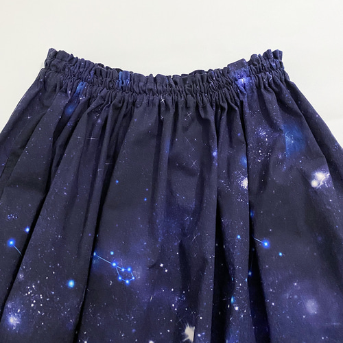 サラリと着れる 12星座を纏うギャザースカート / 星 夜空 星空 サラリと着れる 12星座を纏うギャザースカート / 星 夜空 星空