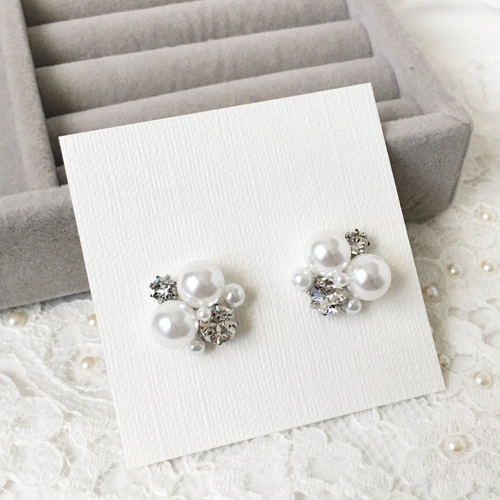 ホワイト パール ビジュー ピアス イヤリング [ 結婚式 お呼ばれ