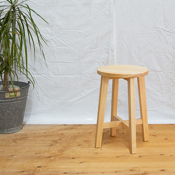 ハンドメイド　スツール　天板青森ヒバ　脚板ヒノキ　踏み台/飾り台/椅子etc 楽天市場】【期間限定クーポン配布中】踏み台 折りたたみ