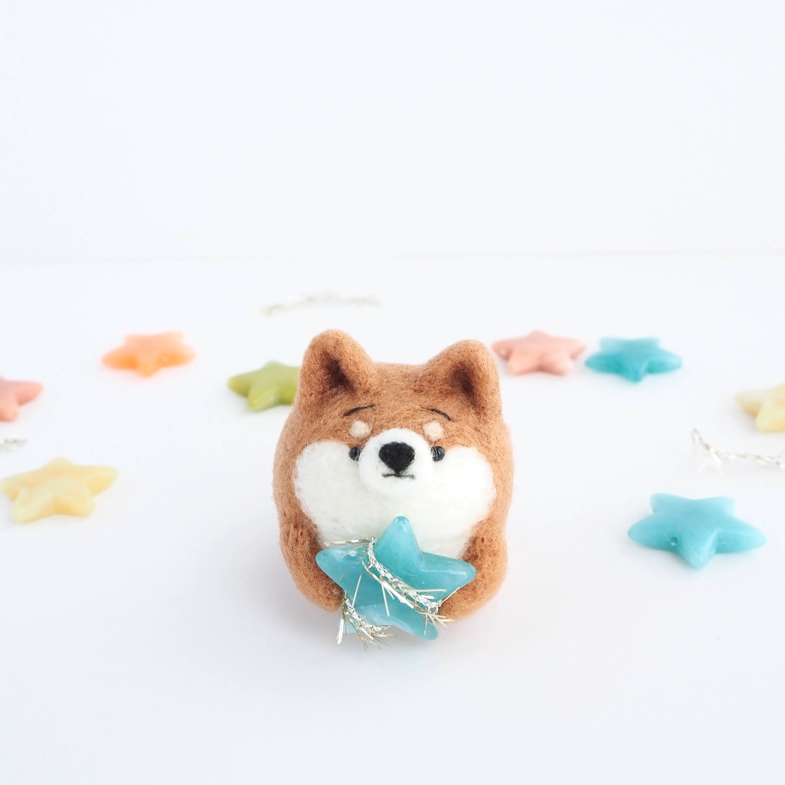 【受注製作】流れ星を拾ったまゆ柴犬(赤柴・黒柴・白柴)  羊毛フェルト