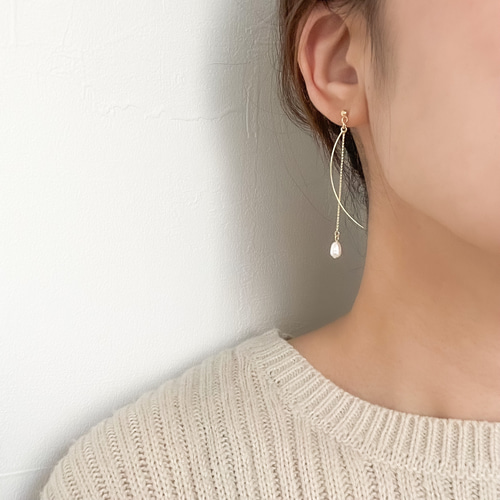 淡水パール×カーブスティック パール ピアス/イヤリング(サージカル
