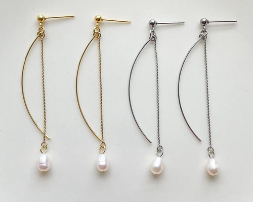 淡水パール×カーブスティック パール ピアス/イヤリング(サージカル