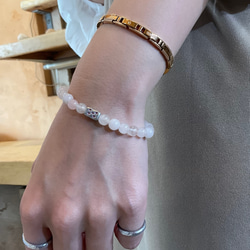 2025年限定モデル！沖縄のお守り、ミンサーのキューブチャームを合わせ