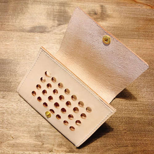 ピルケース Amazon.co.jp: クラフトパーツ屋 ピルケース 缶ケース スライド