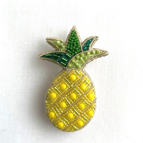 こり パイナップル レモンビーズ刺繍 ブローチ ハンドメイドアクセサリ ビーズ刺繍のブローチ -パイナップル- pineapple ブローチ Belva
