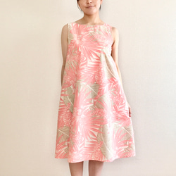 棕櫚葉和蘭花的喇叭裙[S~3L]鮭魚粉x米色 第2張的照片