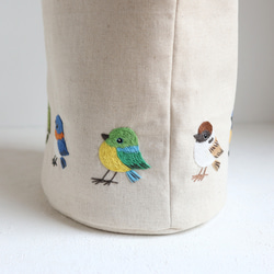 小鳥さんとお出かけ☆小さな小鳥さんたちの刺繍ミニトートバッグ【受注生産】 10枚目の画像