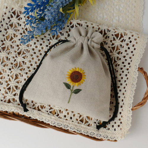 PMT （ピモンテ）リネン巾着ポーチ CITRUS(シトラス)のPMT刺繍リネンシリーズに新型が登場！ – PIMENTÉ