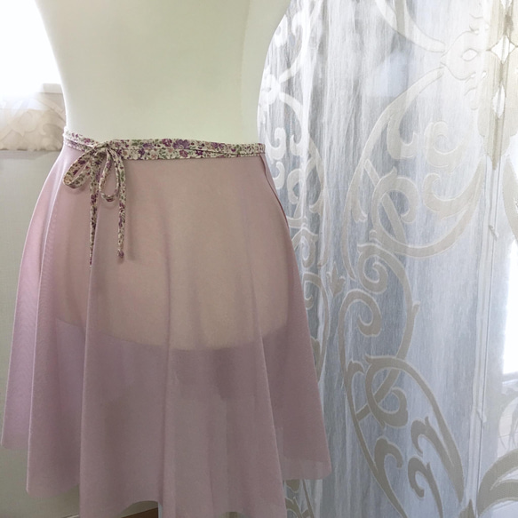 モーブピンク×小花柄 バレエ巻きスカート 1枚目の画像