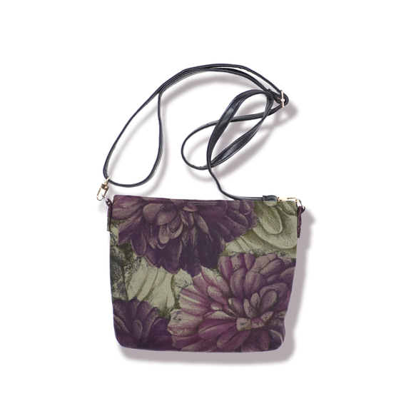 エレガンスで上品な◎イタリア生地を使ったサコッシュ 1枚目の画像