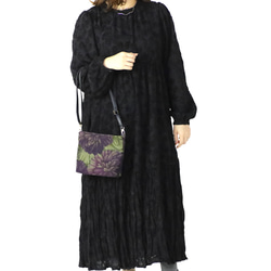 エレガンスで上品な◎イタリア生地を使ったサコッシュ 2枚目の画像