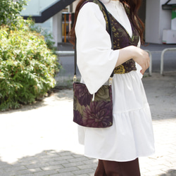 エレガンスで上品な◎イタリア生地を使ったサコッシュ 7枚目の画像