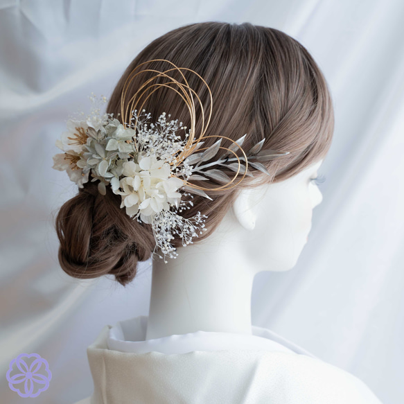 桜と紫陽花の髪かざり　グレージュ×ホワイト　成人式　卒業式　結婚式　振袖　着物　和装ヘアアクセサリー 3枚目の画像