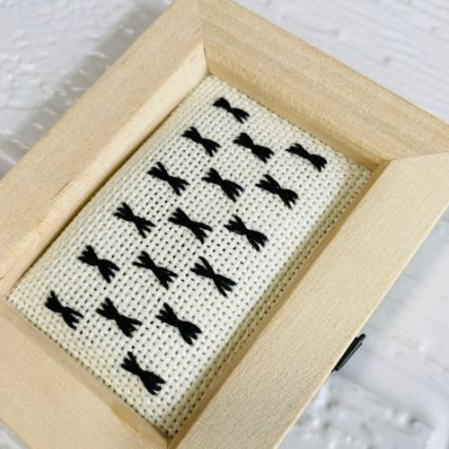 ♡インテリア♡刺繍フレーム♡リボン柄・ドット柄・お花柄♡3個