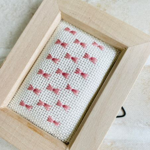 アンティーク 最後の晩餐 レッドワーク 赤糸手刺繍タペストリー リボンフレーム アンティーク 最後の晩餐 レッドワーク 赤糸手刺繍タペストリー