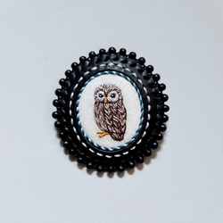 [museum] 刺繍ブローチ (owl) 2枚目の画像