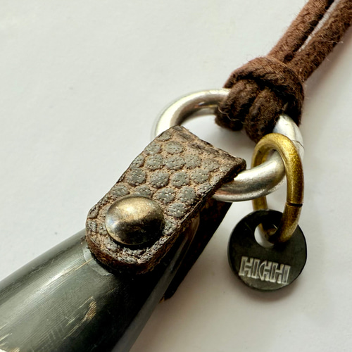 世界最古のお守り!牛の角で作ったネックレス！《creema限定で全三点