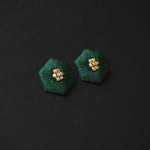 聖誕刺繡耳環或鈦耳環耳環，深綠色，可包裹 第2張的照片
