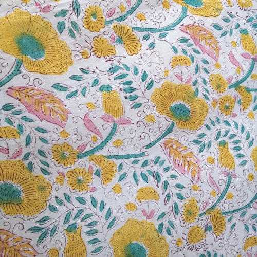 柔らかコットンの花咲く春の布 綿100% 花柄 生地 ハンドブロック