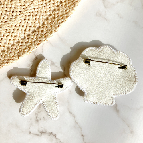 ビーズ刺繍ブローチ ✳︎shell✳︎ /貝殻/夏/海/ホワイト/大人