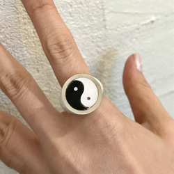 白蝶貝&黒水牛の角・陰陽シルバーリング 指輪・リング kakaz 通販