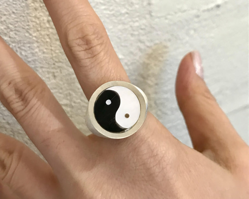 白蝶貝&黒水牛の角・陰陽シルバーリング 指輪・リング kakaz