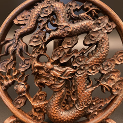 独龍戯珠　小型円彫彫アンティーク調（龍・竜） 透かし彫 2枚目の画像