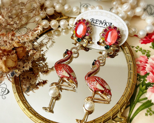 【極美品】SWAROVSKI by Shourouk コラボ ピアス 大ぶり 極美品】SWAROVSKI by Shourouk コラボ ピアス 大ぶり