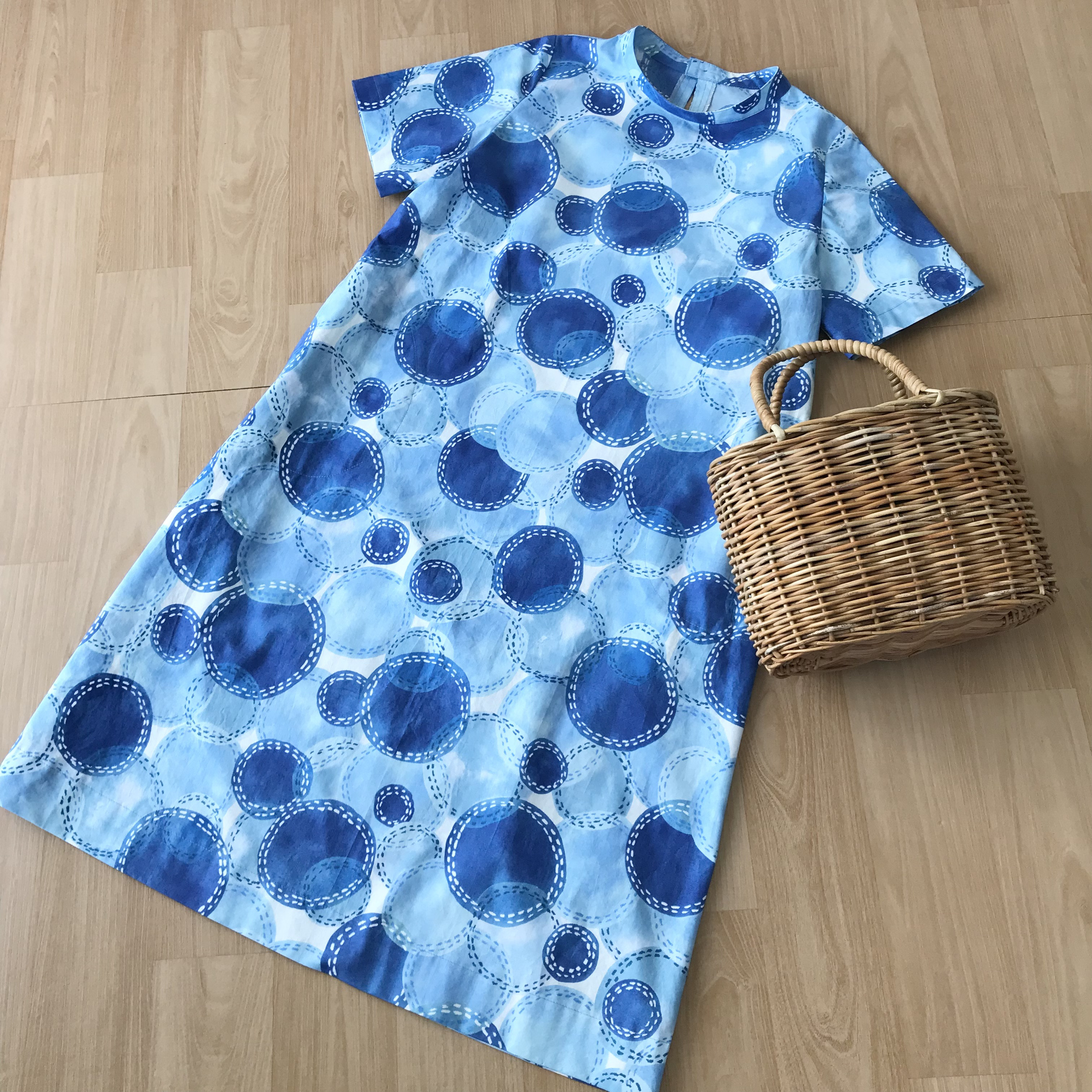 【SALE♦️50%OFF】大きな水玉柄　ゆったり　ワンピース