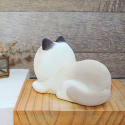 美しいラグドール猫の装飾名刺ホルダー携帯電話ホルダー手作り木製癒しの小さな木彫り人形 5枚目の画像