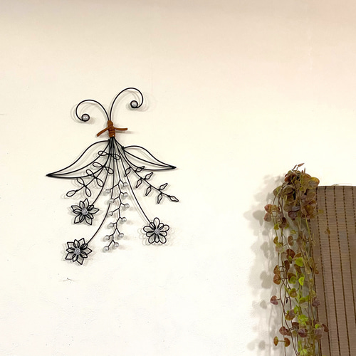 ビーズ装飾 花柄 アート作品 フレーム入り 1_3d96cf44c554e764376a23bf094f