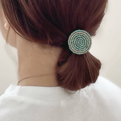 グリーンヒラヒラビーズ パールmix ポニーフック