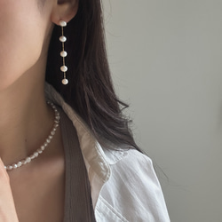 【繊細×上品】小さなバロック淡水パール ロングピアス/イヤリング 揺れる サージカルステンレス 結婚式 |5連|ゴールド 4枚目の画像