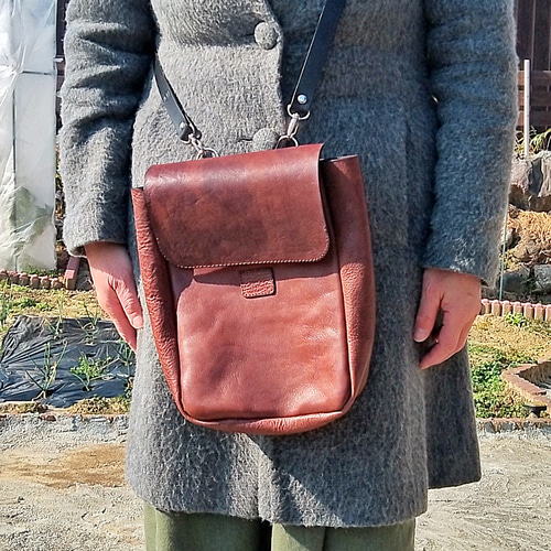 デイパック マウンテンバッグ 本革 ヌメ革 サドルレザー ブラウン PWBP1 デイパック マウンテンバッグ 本革 ヌメ革 サドルレザー ブラウン