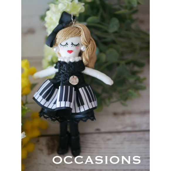 値引き　人形 ピアノルルベちゃん バックチャーム（可愛い♡ ピアノルルベ