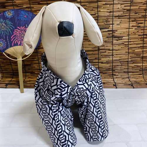 犬の浴衣✨犬用本格本染め浴衣 白×濃紺輪繋ぎ柄 犬服 夏 男の子 ペット