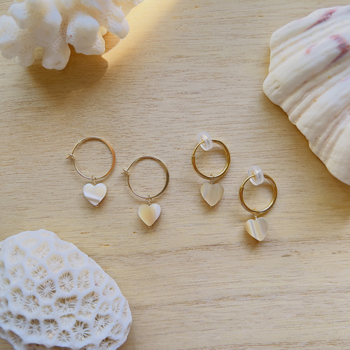 14kgf ハートのマザーオブパールフープピアス ピアス（フープ） Cedar