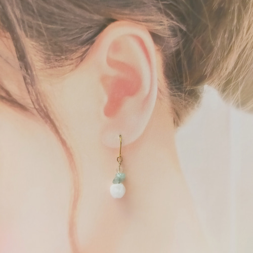 ヘミモルファイト・アクアマリンの小ぶりピアス(イヤリング) *3