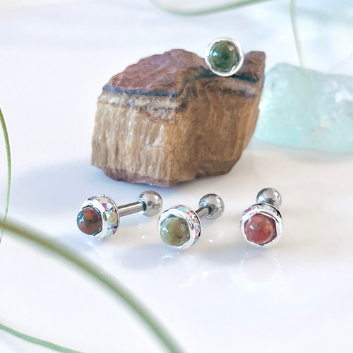 爬虫類カラー ユナカイト ユナカ石 天然石 グリーン レッド ボディ