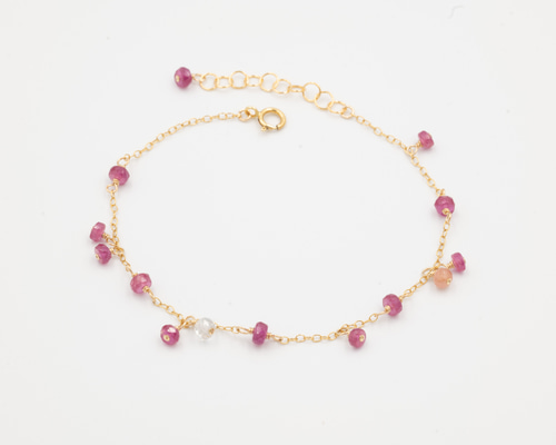 ルビーのブレスレット ブレスレット chicolo 通販 12188964｜Creema